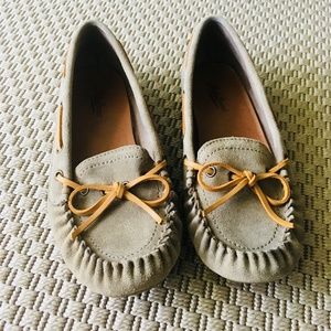 Beautiful and comfortable mocassins
